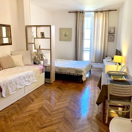 Rue Massena Apartment Nizza