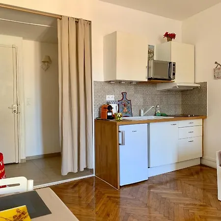 Studio Rue Massena Daire *